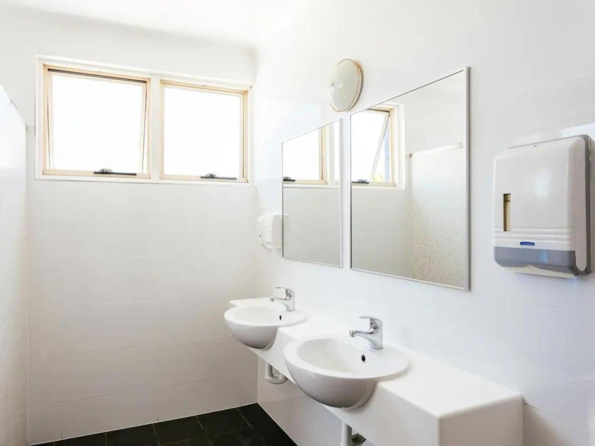 Six Degrees Boutique Hotel Albany Ruang foto