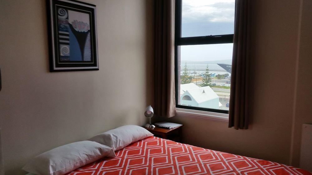 Six Degrees Boutique Hotel Albany Bagian luar foto